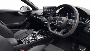 Audi A5 Coup- Black Edition 35 TFSI  150 PS S tronic