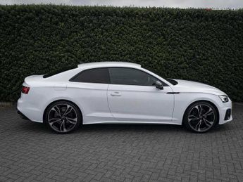 Audi A5 Coup- Black Edition 35 TFSI  150 PS S tronic