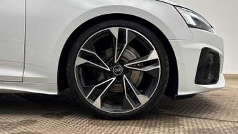 Audi A5 Coup- Black Edition 35 TFSI  150 PS S tronic