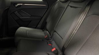 Audi Q3 S line 45 TFSI e  245 PS S tronic