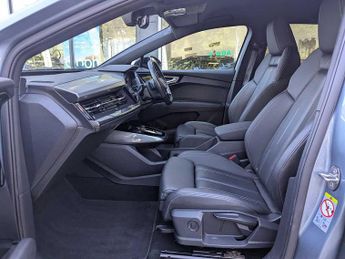 Audi Q4 E-tron Q4  (S) Black Edition 40 e-tron  150,00 kW