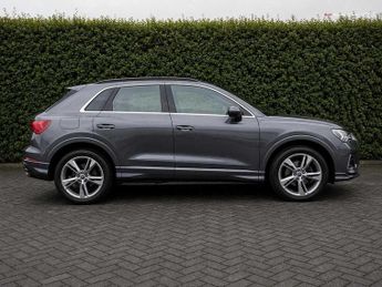 Audi Q3 S line 35 TFSI  150 PS S tronic