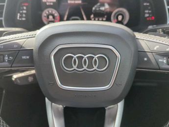 Audi Q8 Black Edition 55 TFSI quattro 340 PS tiptronic