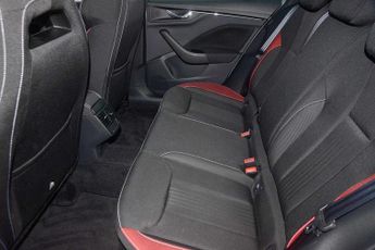 SKODA Kamiq Hatchback 1.5 TSI Monte Carlo 5dr DSG