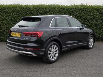 Audi Q3 Sport 35 TFSI  150 PS S tronic