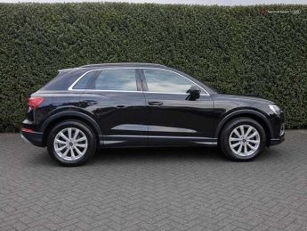 Audi Q3 Sport 35 TFSI  150 PS S tronic
