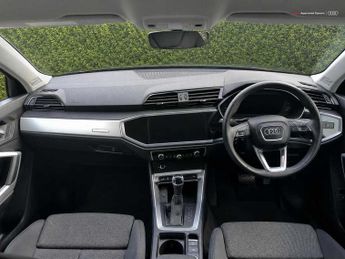 Audi Q3 Sport 35 TFSI  150 PS S tronic
