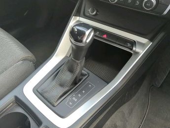 Audi Q3 Sport 35 TFSI  150 PS S tronic