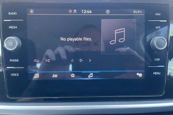 Volkswagen T-roc 1.5 TSI Life 5dr DSG