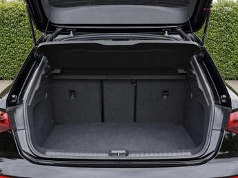 Audi A3 Sportback S line 40 TFSI e  204 PS S tronic
