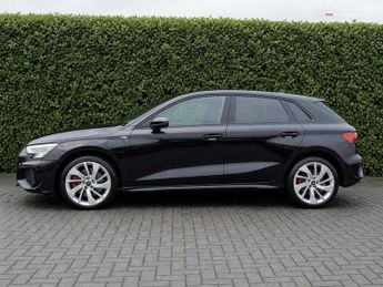 Audi A3 Sportback (O) S line Competition 45 TFSI e  245 PS S tronic
