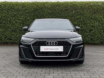 Audi A1 Sportback S line 35 TFSI  150 PS S tronic