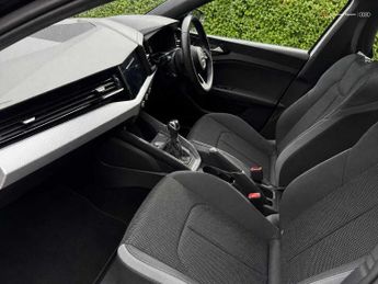 Audi A1 Sportback S line 35 TFSI  150 PS S tronic
