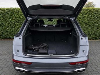 Audi Q5 S line 50 TFSI e quattro 299 PS S tronic