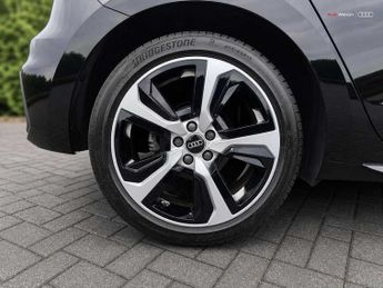 Audi A1 Sportback S line 30 TFSI  110 PS S tronic