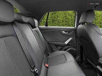 Audi Q2 S line 35 TFSI  150 PS S tronic