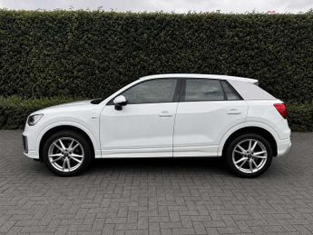 Audi Q2 S line 35 TFSI  150 PS S tronic