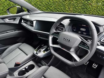 Audi Q4 E-tron Q4  Black Edition 45 e-tron quattro 210,00 kW