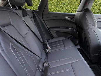 Audi Q4 E-tron Q4  Edition 1 35 e-tron  125,00 kW
