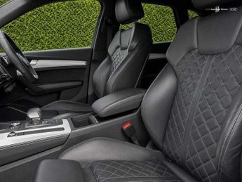 Audi Q5 S line Competition 55 TFSI e quattro 367 PS S tronic