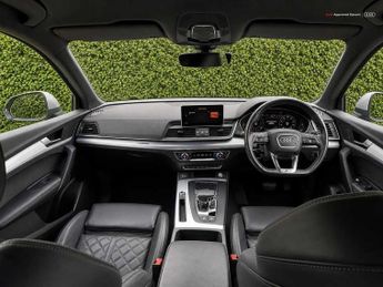 Audi Q5 S line Competition 55 TFSI e quattro 367 PS S tronic
