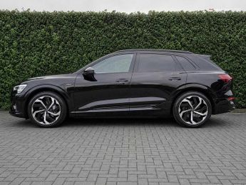 Audi e-tron Black Edition 55 quattro 300,00 kW
