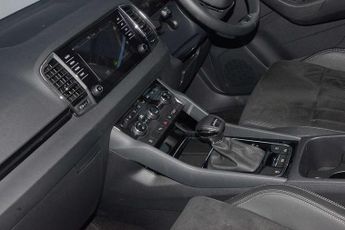 SKODA Karoq SUV 1.5 TSI (150ps) SE L ACT DSG