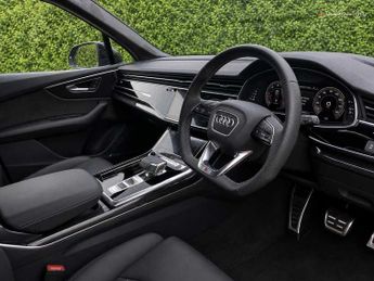 Audi Q7 SUV  Black Edition 50 TDI quattro 286 PS tiptronic
