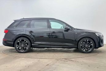 Audi Q7 SUV  Black Edition 50 TDI quattro 286 PS tiptronic