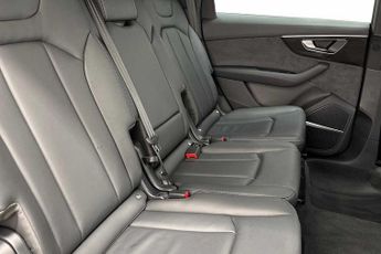 Audi Q7 SUV  Black Edition 50 TDI quattro 286 PS tiptronic