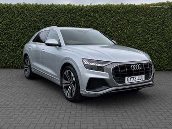 Audi Q8 S line 50 TDI quattro 286 PS tiptronic