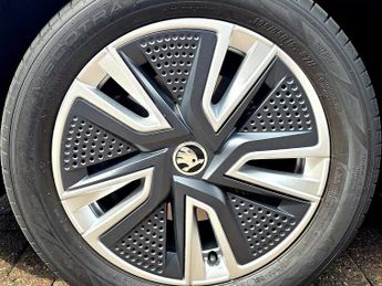 SKODA Fabia 1.0 TSI 110 SE L 5dr DSG