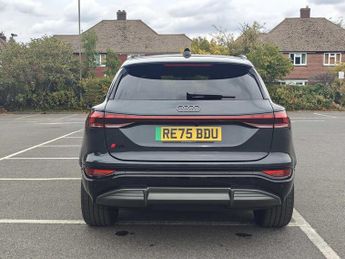 Audi Q6 E-tron Q6 SUV S line e-tron quattro 285,00 kW