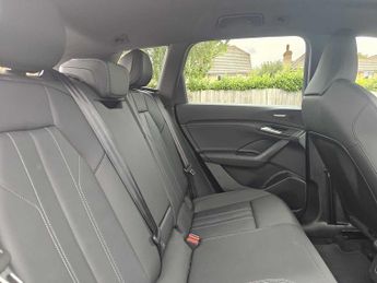Audi Q6 E-tron Q6 SUV S line e-tron quattro 285,00 kW