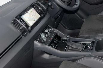 SKODA Karoq SUV 1.5 TSI (150ps) SE L ACT DSG