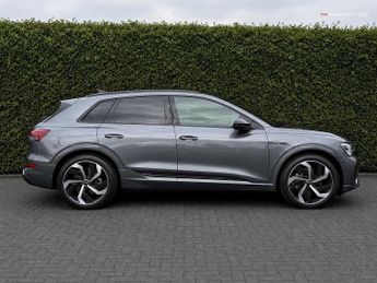 Audi e-tron Black Edition 50 quattro 230,00 kW