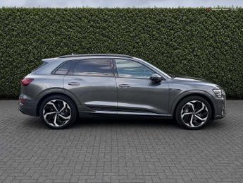 Audi e-tron Black Edition 55 quattro 300,00 kW