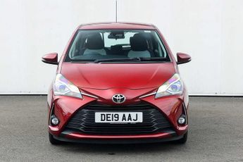 Toyota Yaris 1.5 VVT-i Icon Tech NAV 5dr CVT