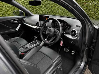 Audi Q2 S line 35 TFSI  150 PS S tronic