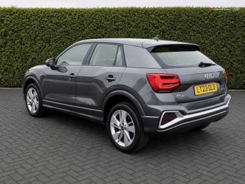 Audi Q2 S line 35 TFSI  150 PS S tronic