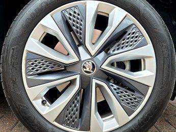 SKODA Karoq 1.5 TSI SE L 5dr DSG