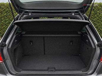 Audi A3 Sportback S line 1.4 TFSI cylinder on demand  150 PS S tronic