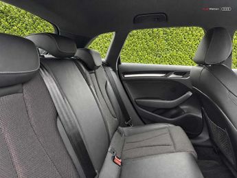 Audi A3 Sportback S line 1.4 TFSI cylinder on demand  150 PS S tronic