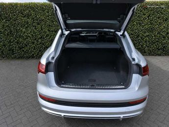 Audi e-tron Sportback S line 55 quattro 300,00 kW