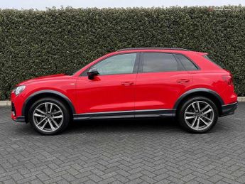 Audi Q3 Black Edition 35 TFSI  150 PS S tronic