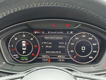 Audi A4 Saloon S line 3.0 TDI quattro 218 PS S tronic