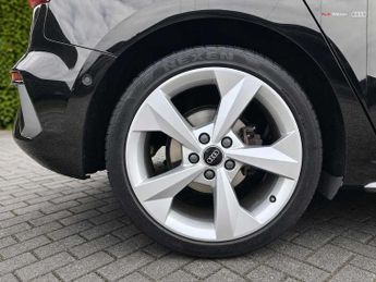 Audi A3 Sportback S line 35 TFSI  150 PS S tronic