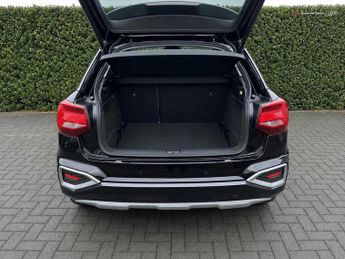 Audi Q2 Sport 35 TFSI  150 PS S tronic