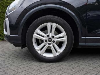 Audi Q2 Sport 35 TFSI  150 PS S tronic