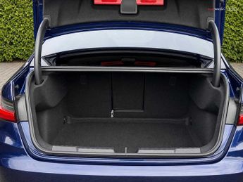 Audi A3 Saloon Edition 1 35 TFSI  150 PS S tronic